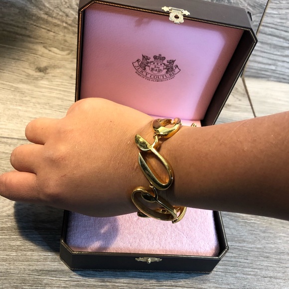 JUICY COUTURE BANGLES /NECKLACE NOT INCLUDED - Picture 2 of 8